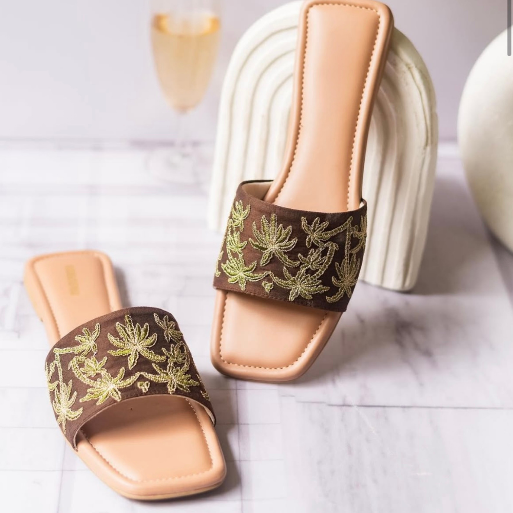 Tropical Flats